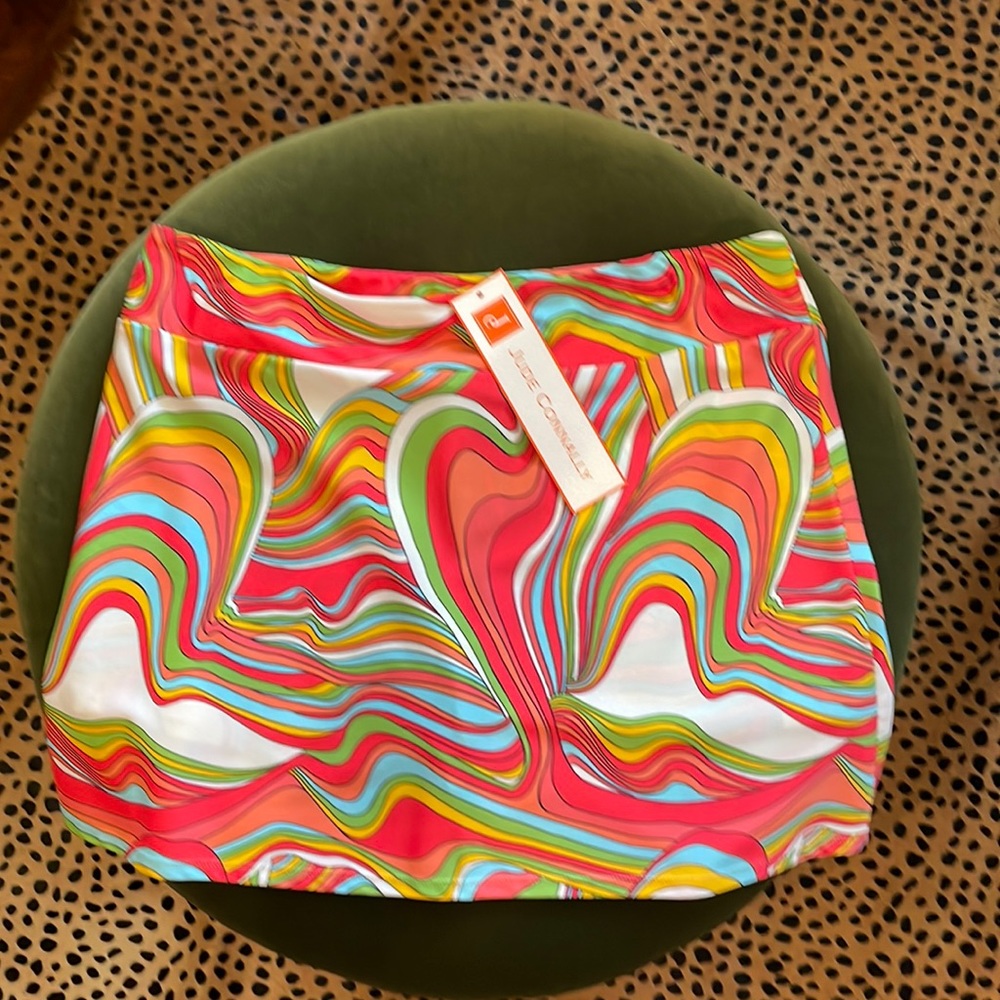 Jude Connally skort
